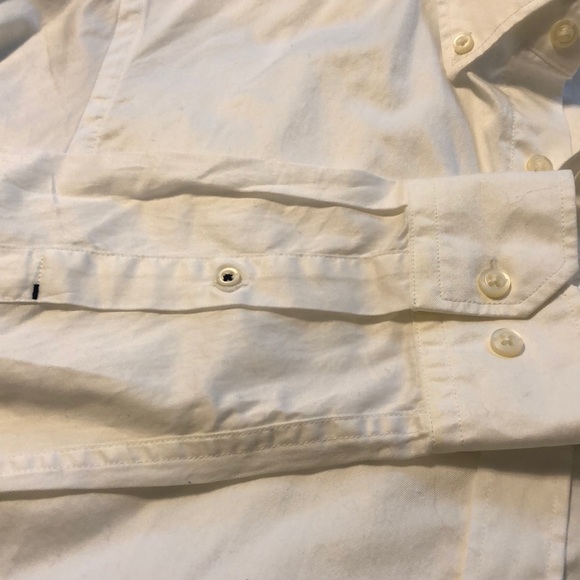 Banana republic white button down - Picture 3 of 4